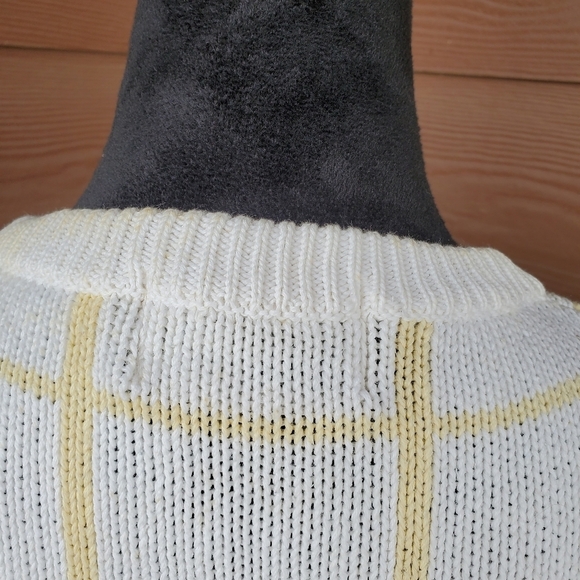 La Relle Women's Yellow and White Short Sleeve Embellished Vintage Sweater MED - Picture 11 of 16